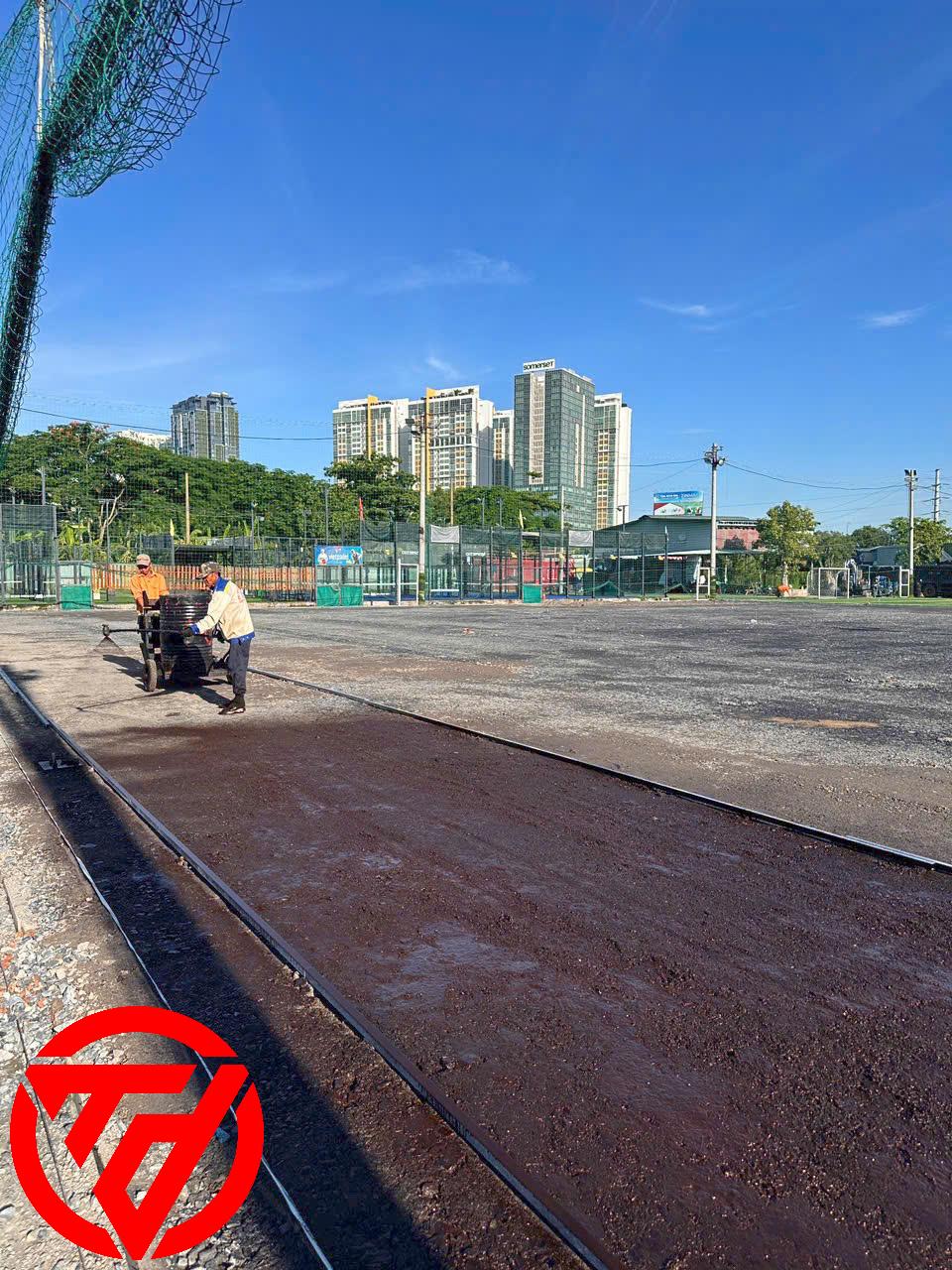 Thi công sân pickleball bằng bê tông asphalt - ưu nhược điểm